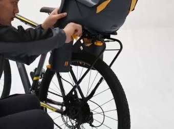 Installing a baby carrier on a bike
