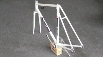 how to paint a bicycle frame