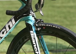 Bianchi Infinito CV Closeup