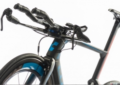 Cube Aerium Super HPC SLT Frontal 