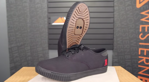  Chrome's newest SPD-compatible shoe