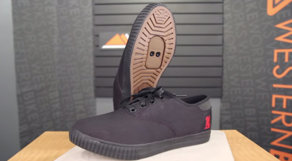 Chrome's newest SPD-compatible shoe Chrome's newest SPD-compatible shoe