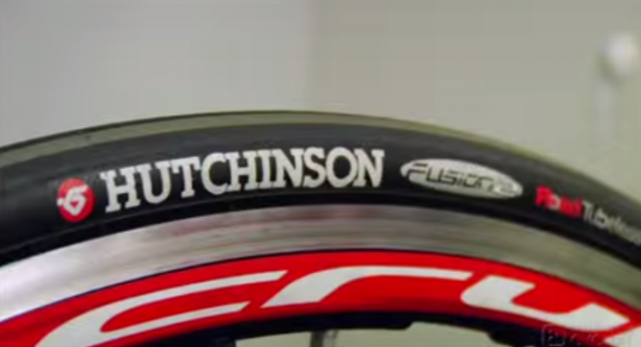 Hutchinson Tubeless Road Tire