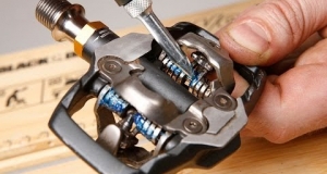 Embedded thumbnail for Maintenance for Shimano Saint Pedals