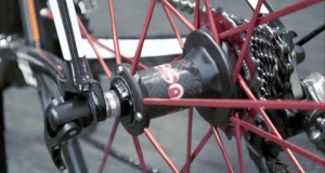 Embedded thumbnail for Fulcrum Racing Zero Clincher Road Bicycle Wheelset Review